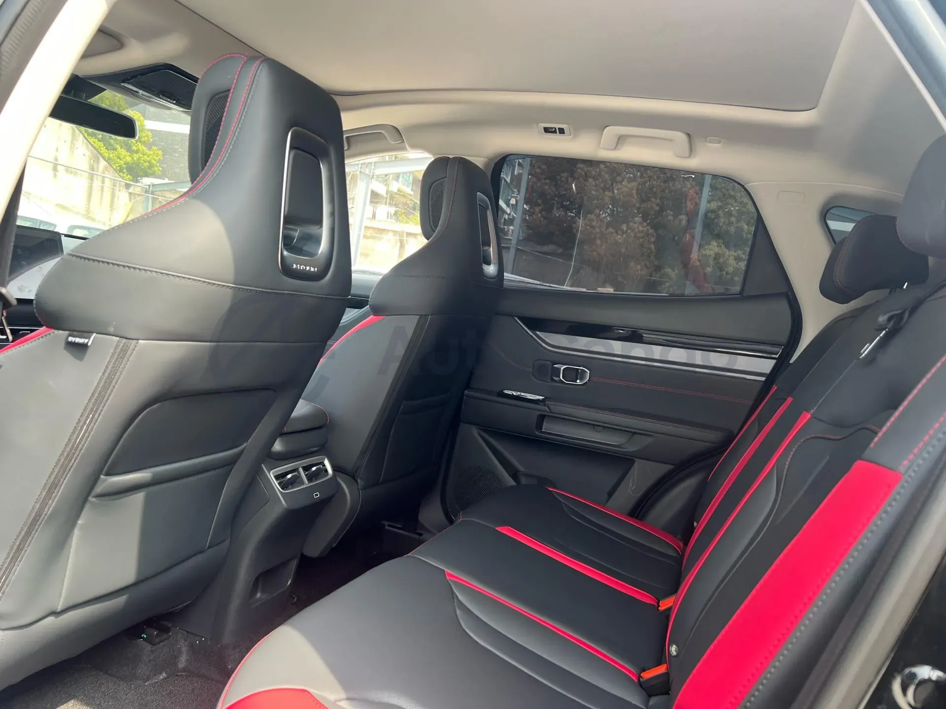 2026 Jetour DASHING 1.5T 156HP L4 6DCT,autocango,china used car exporter,china ev exporter,chinese used car exporter,chinese used ev exporter
