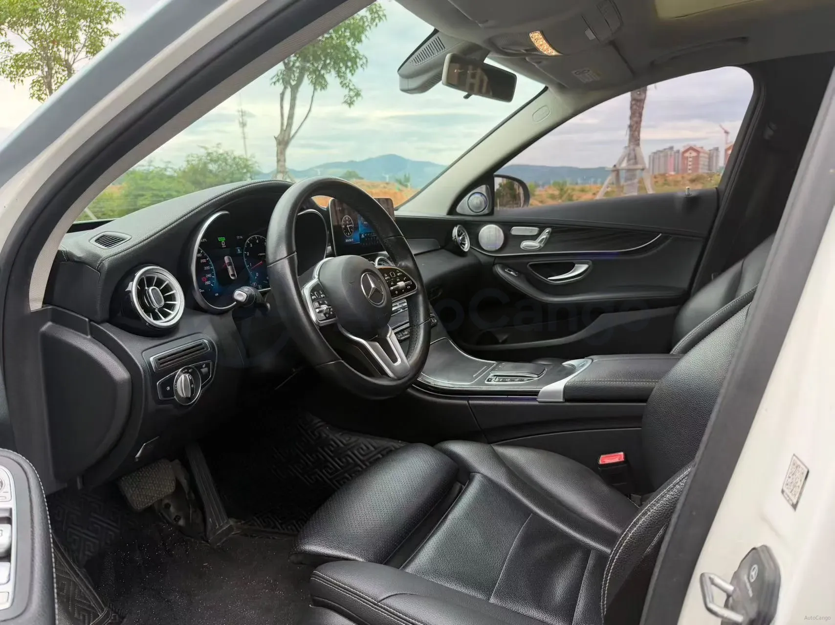 2019 Mercedes-Benz C Class 1.5T 184HP L4 9AT,autocango,china used car exporter,china ev exporter,chinese used car exporter,chinese used ev exporter