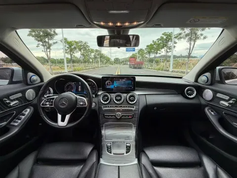 2019 Mercedes-Benz C Class 1.5T 184HP L4 9AT