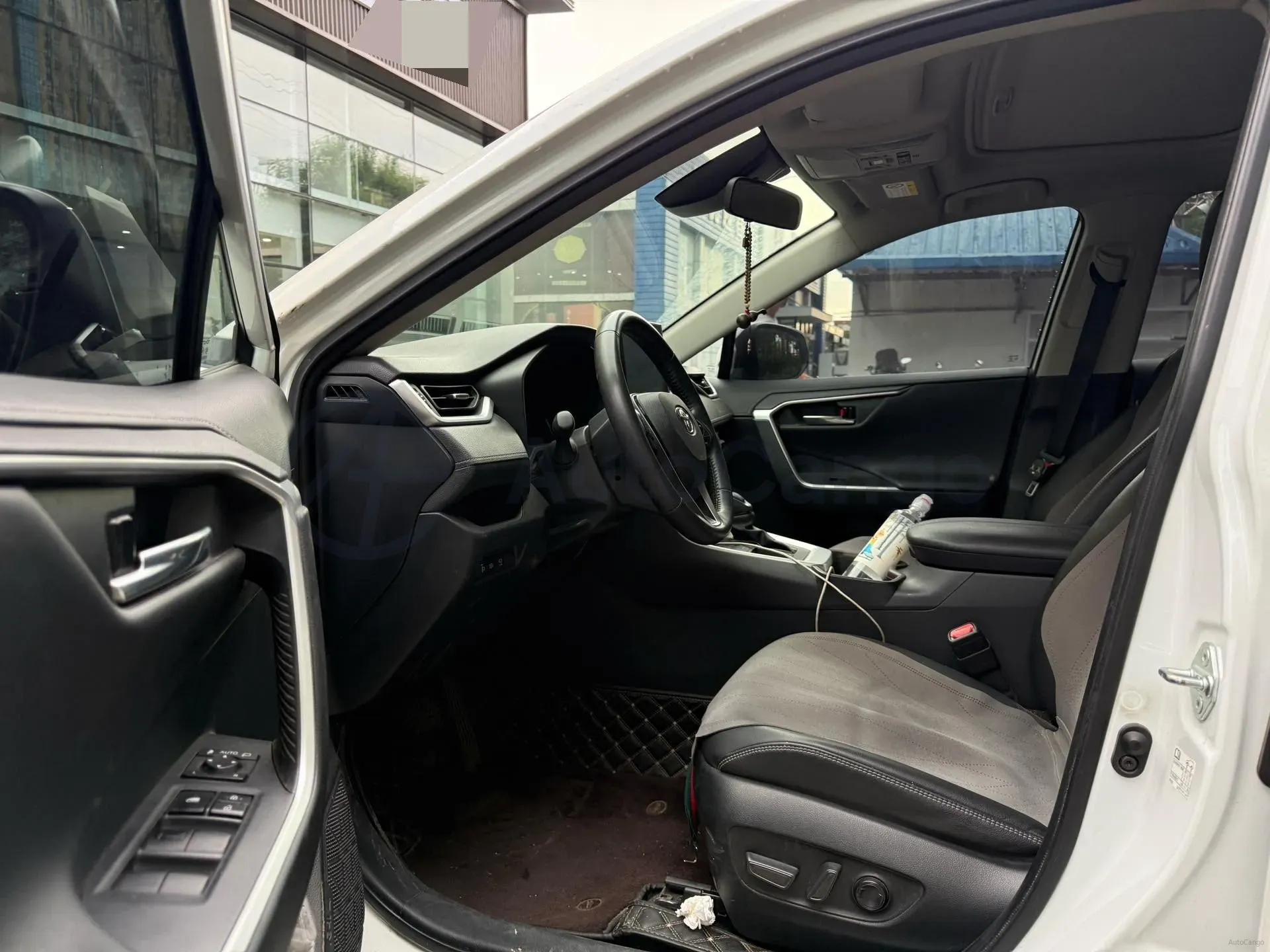 2022 Toyota RAV4 2.0L 171HP L4 CVT,autocango,china used car exporter,china ev exporter,chinese used car exporter,chinese used ev exporter