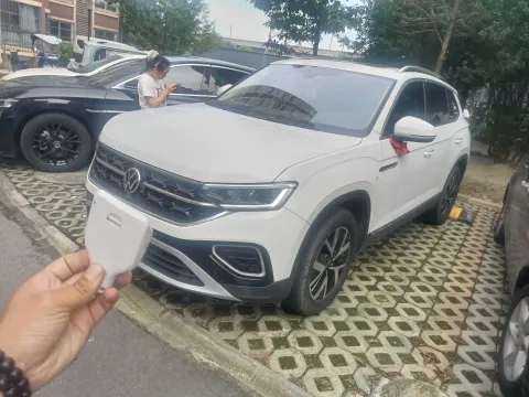 2023 VOLKSWAGEN TAYRON,autocango,china used car exporter,china ev exporter,chinese used car exporter,chinese used ev exporter