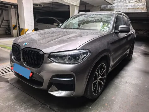 2021 BMW X3,autocango,china used car exporter,china ev exporter,chinese used car exporter,chinese used ev exporter