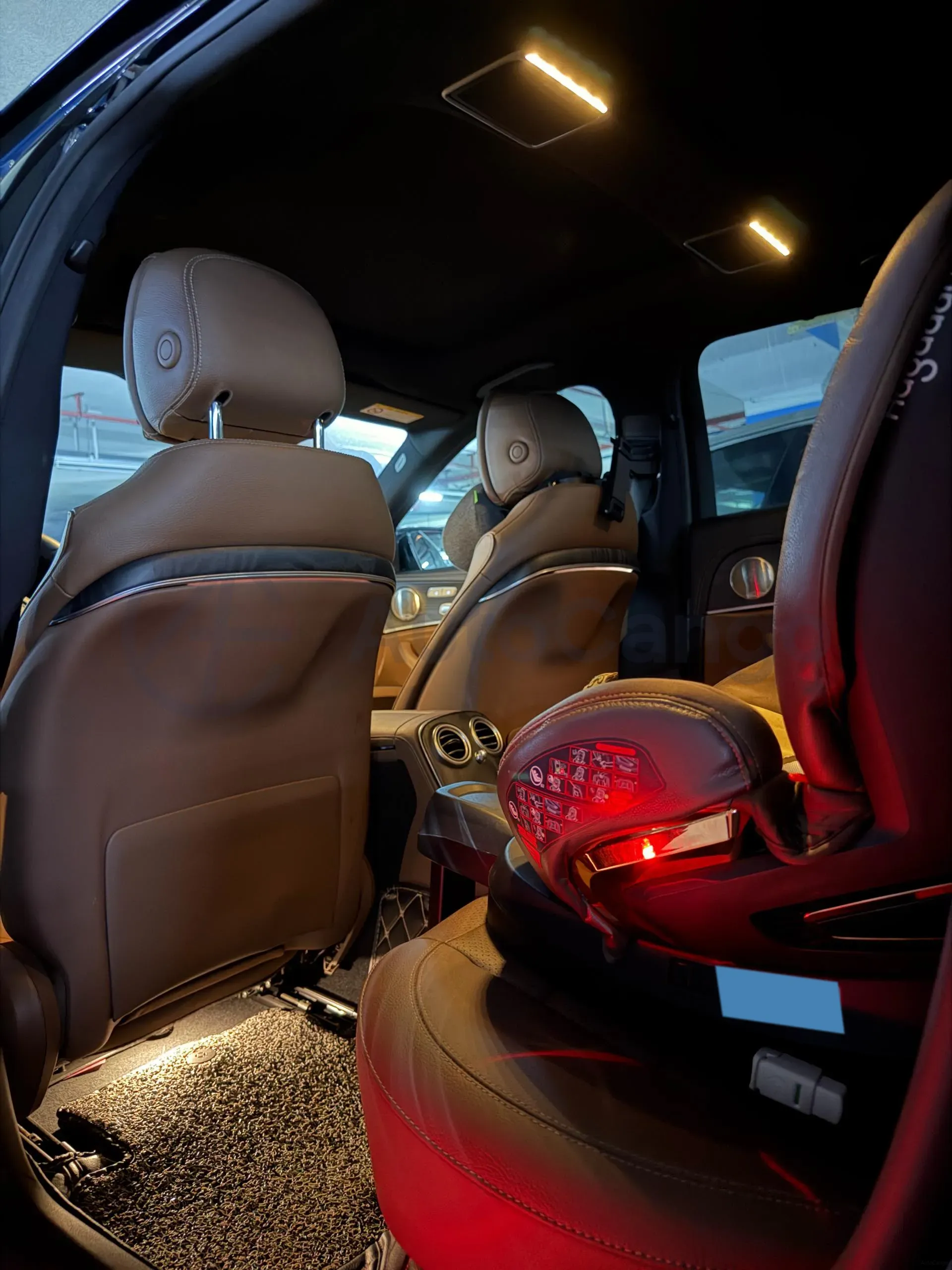 2022 Mercedes-Benz E Class 2.0T 258HP L4 9AT,autocango,china used car exporter,china ev exporter,chinese used car exporter,chinese used ev exporter
