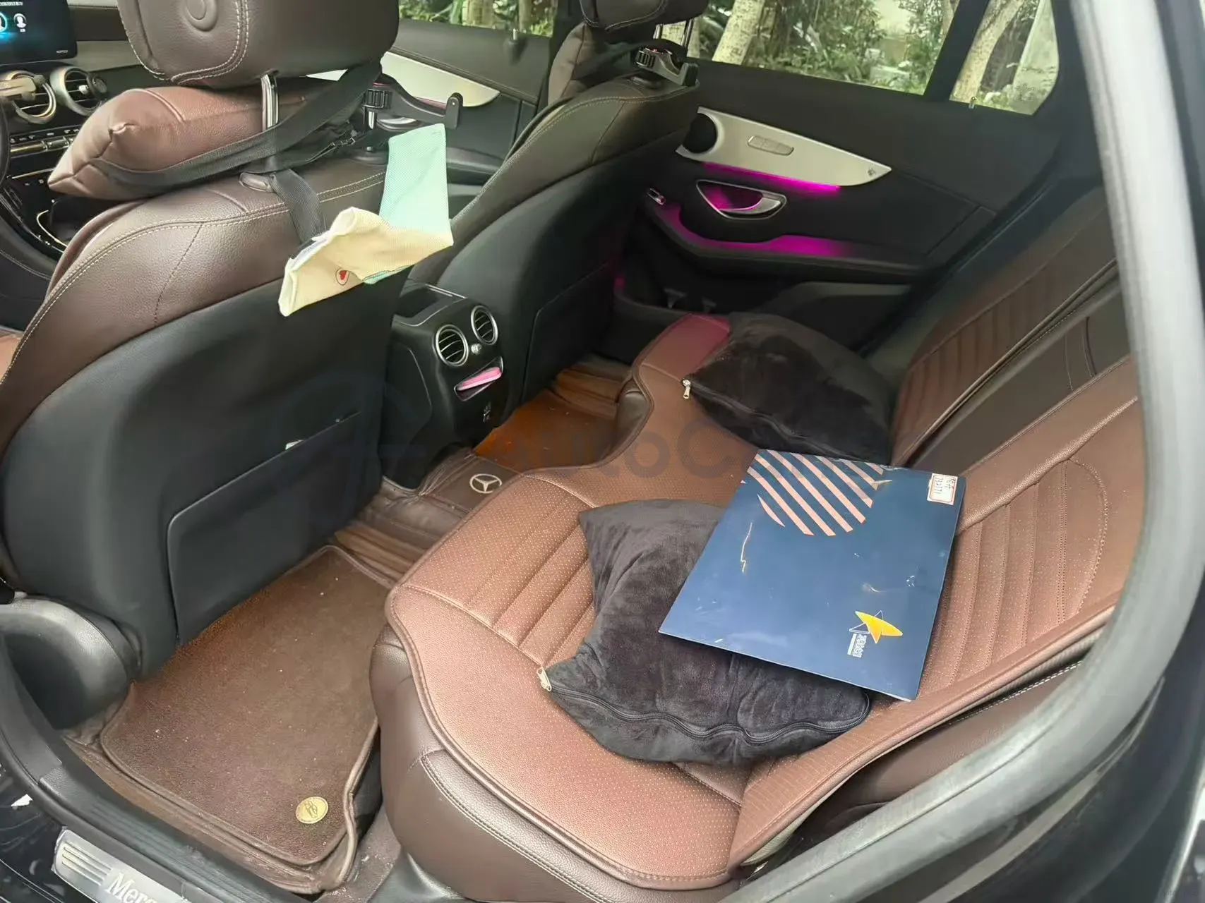 2021 Mercedes-Benz GLC Class 2.0T 197HP L4 9AT,autocango,china used car exporter,china ev exporter,chinese used car exporter,chinese used ev exporter