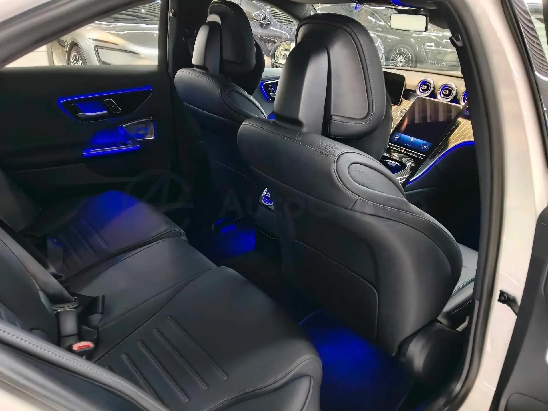 2025 Mercedes-Benz C Class 1.5T 204HP L4 9AT,autocango,china used car exporter,china ev exporter,chinese used car exporter,chinese used ev exporter