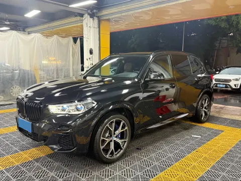 2022 BMW X5,autocango,china used car exporter,china ev exporter,chinese used car exporter,chinese used ev exporter
