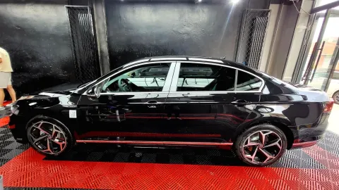 2023 Volkswagen Magotan 2.0T 220HP L4 7DCT