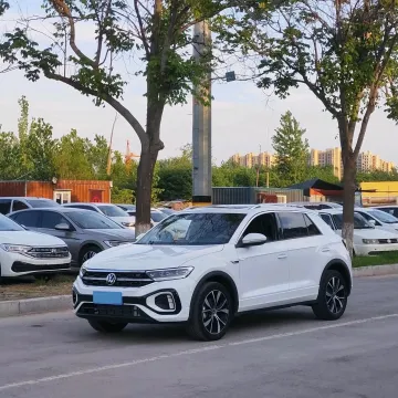 2023 VOLKSWAGEN T-ROC,autocango,china used car exporter,china ev exporter,chinese used car exporter,chinese used ev exporter