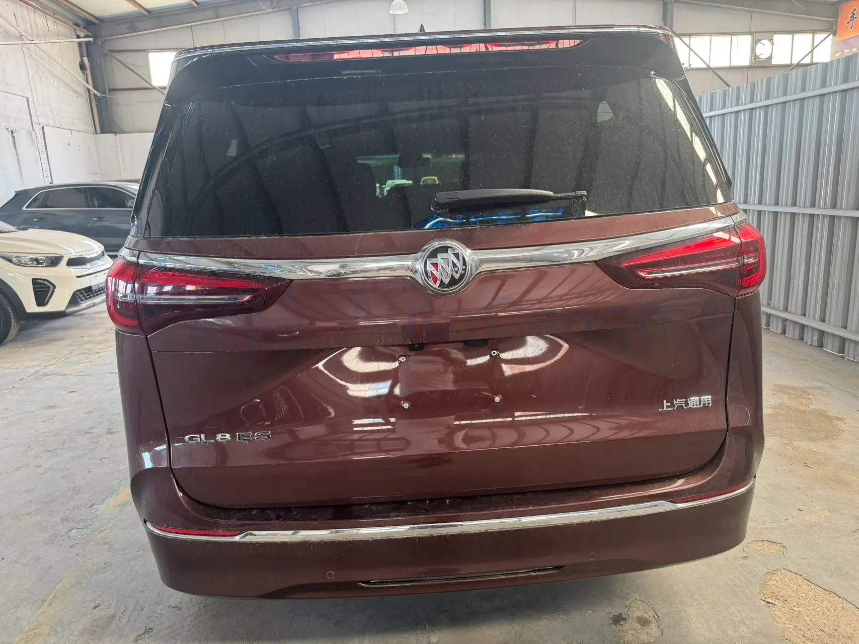 2023 Buick GL8 2.0T 237HP L4 9AT,autocango,china used car exporter,china ev exporter,chinese used car exporter,chinese used ev exporter