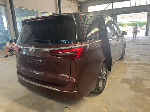 2023 Buick GL8 2.0T 237HP L4 9AT