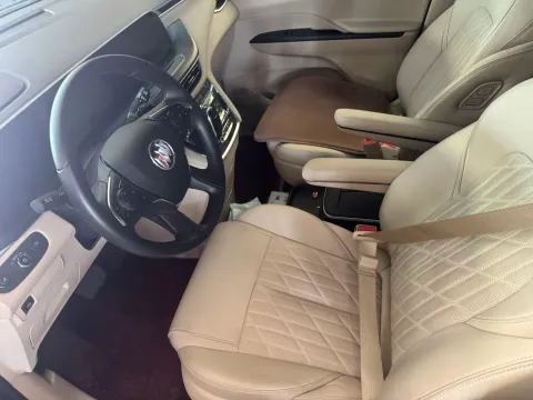 2023 Buick GL8 2.0T 237HP L4 9AT