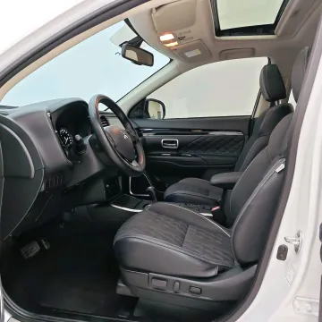 2021 Mitsubishi Outlander 2.0L 166HP L4 CVT