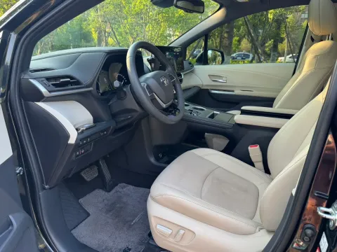2021 Toyota Sienna 2.5L 192HP L4 E-CVT Hybrid,autocango,china used car exporter,china ev exporter,chinese used car exporter,chinese used ev exporter