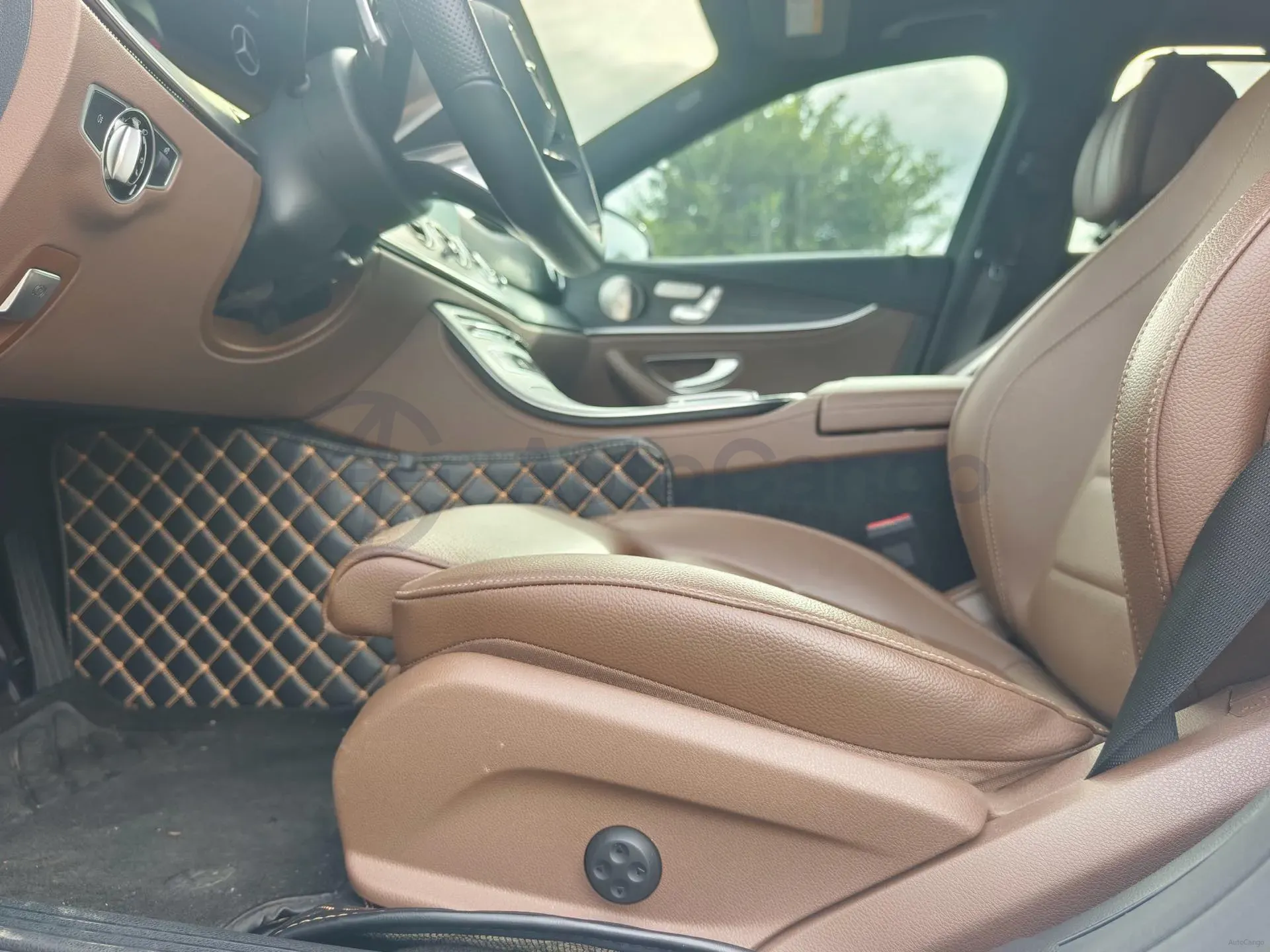 2022 Mercedes-Benz E Class 2.0T 258HP L4 9AT,autocango,china used car exporter,china ev exporter,chinese used car exporter,chinese used ev exporter