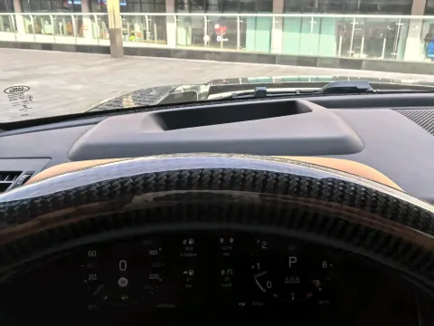 2023 Land Rover Defender 3.0T 400HP L6 8AT