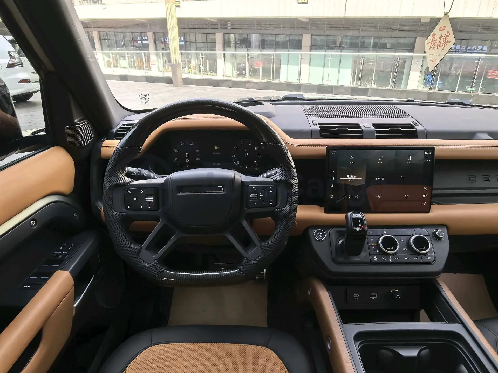 2023 Land Rover Defender 3.0T 400HP L6 8AT,autocango,china used car exporter,china ev exporter,chinese used car exporter,chinese used ev exporter