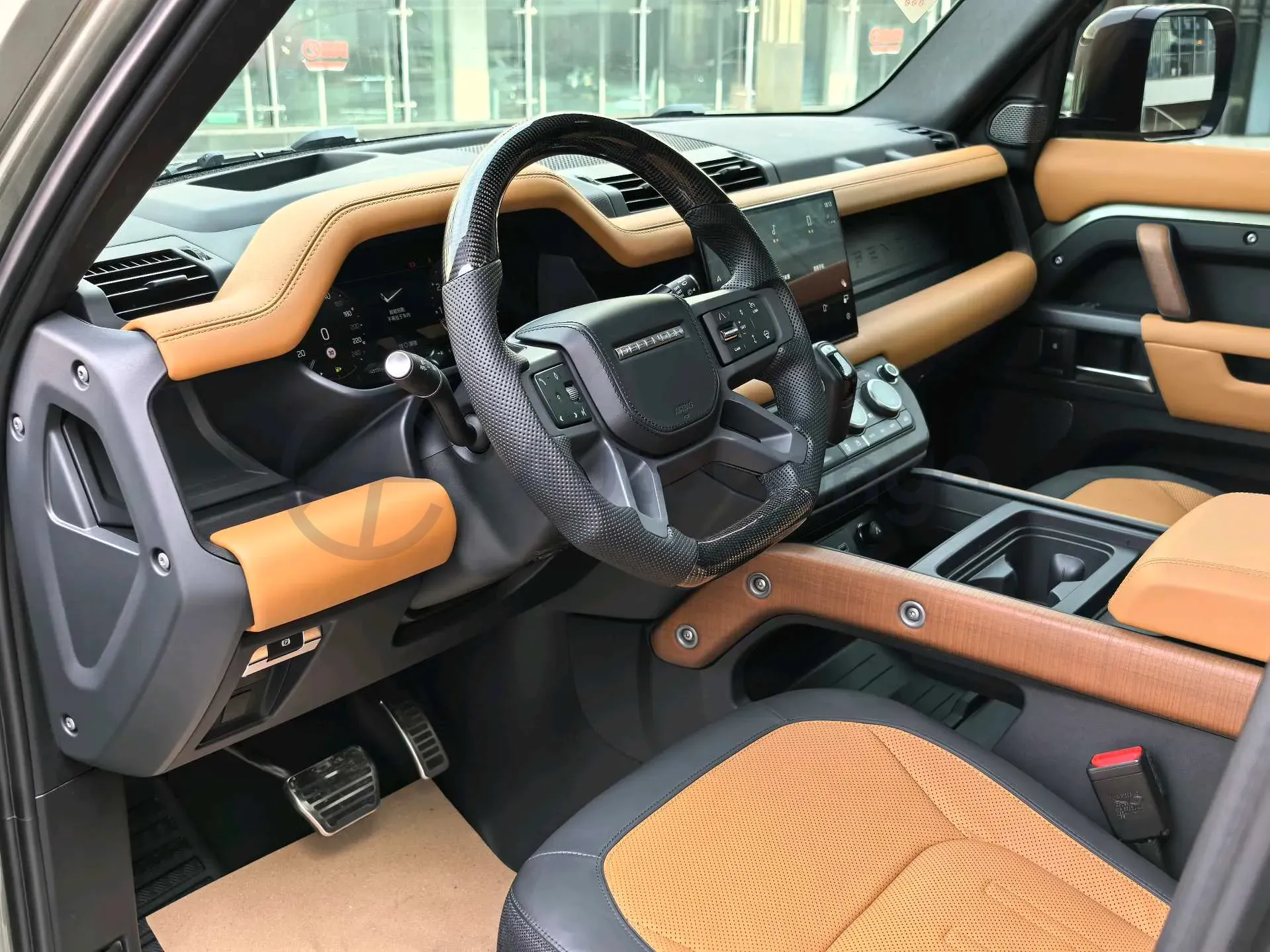 2023 Land Rover Defender 3.0T 400HP L6 8AT,autocango,china used car exporter,china ev exporter,chinese used car exporter,chinese used ev exporter