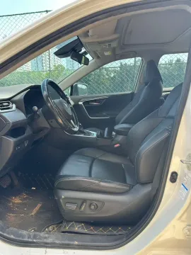 2021 Toyota Wildlander 2.0L 171HP L4 CVT