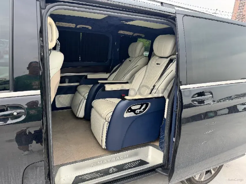 2021 Mercedes-Benz V Class 2.0T 211HP L4 9AT,autocango,china used car exporter,china ev exporter,chinese used car exporter,chinese used ev exporter