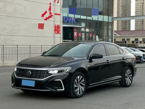 2022 VOLKSWAGEN PASSAT,autocango,china used car exporter,china ev exporter,chinese used car exporter,chinese used ev exporter