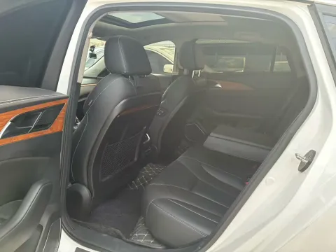 2019 HongQi H5 1.8T 180HP L4 6AT