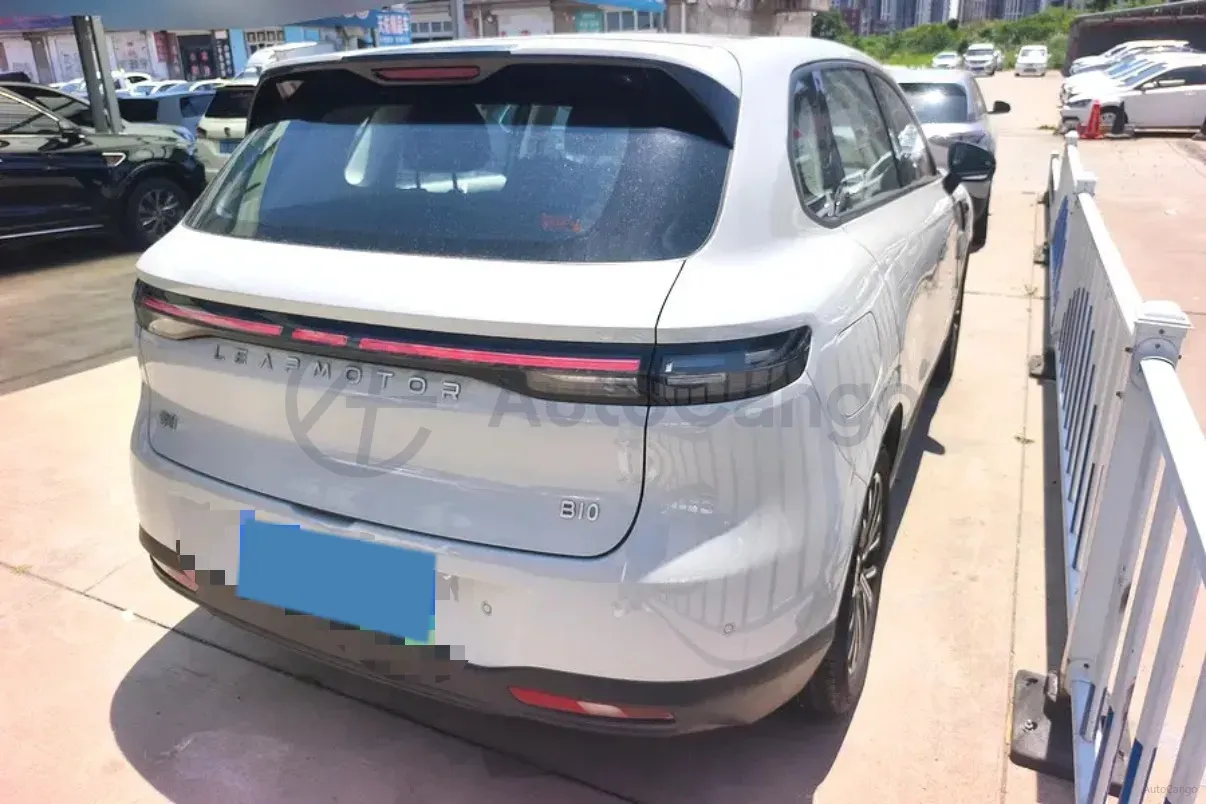 2025 Leapmotor B10 BEV 67.1KWH,autocango,china used car exporter,china ev exporter,chinese used car exporter,chinese used ev exporter
