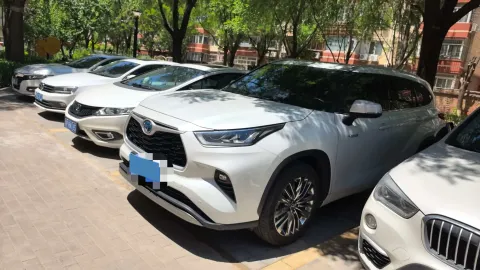 2023 TOYOTA HIGHLANDER,autocango,china used car exporter,china ev exporter,chinese used car exporter,chinese used ev exporter