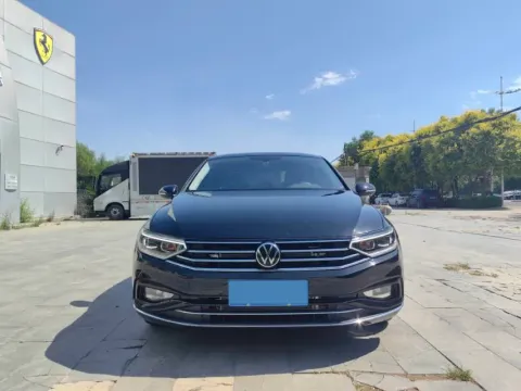 2020 Volkswagen Magotan 2.0T 186HP L4 7DCT,autocango,china used car exporter,china ev exporter,chinese used car exporter,chinese used ev exporter