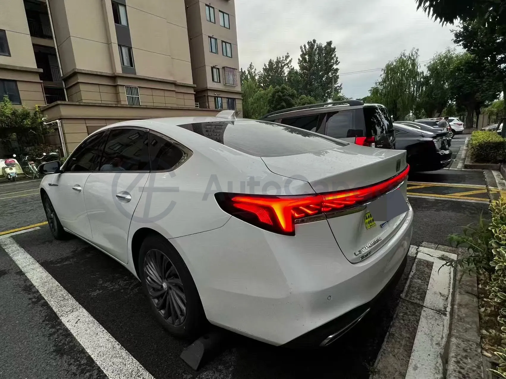 2025 Buick Larcosse 2.0T 237HP L4 9AT,autocango,china used car exporter,china ev exporter,chinese used car exporter,chinese used ev exporter