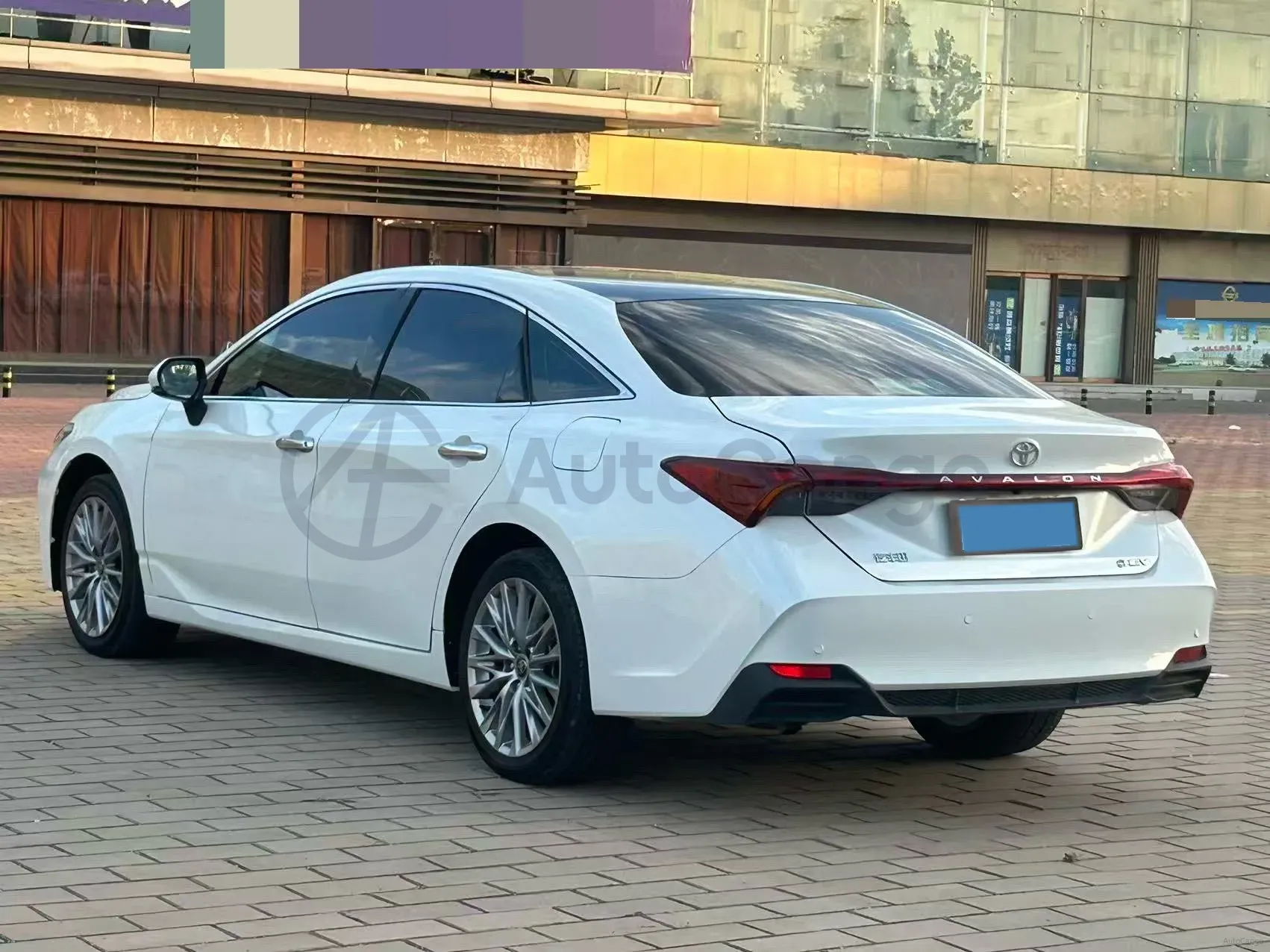 2024 Toyota Avalon 2.0L 152HP L4 E-CVT Hybrid,autocango,china used car exporter,china ev exporter,chinese used car exporter,chinese used ev exporter