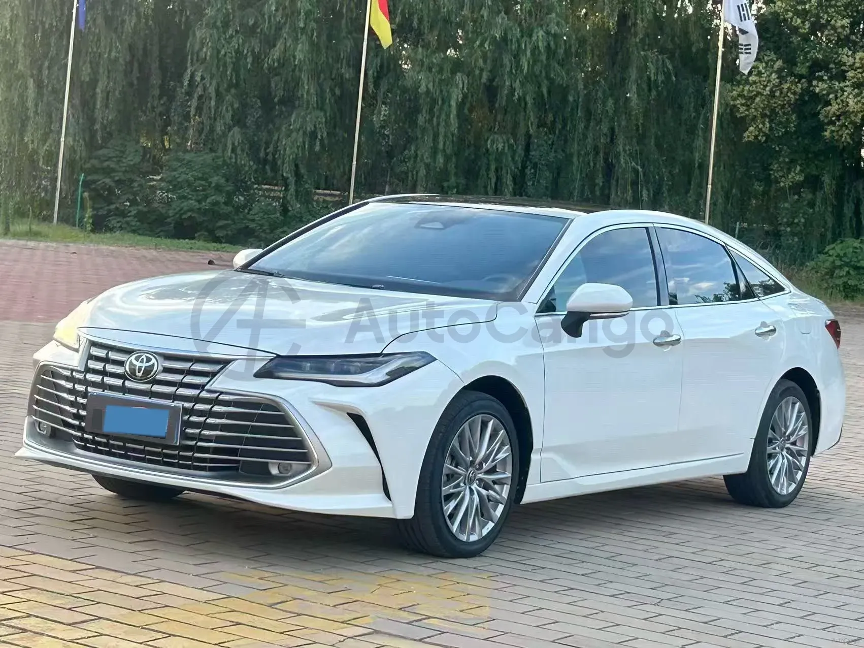 2024 Toyota Avalon 2.0L 152HP L4 E-CVT Hybrid,autocango,china used car exporter,china ev exporter,chinese used car exporter,chinese used ev exporter