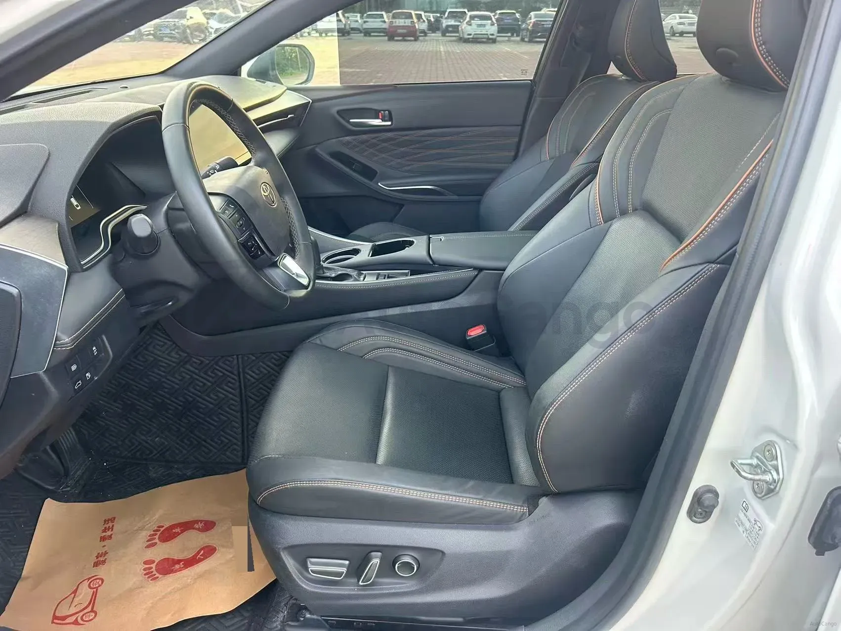 2024 Toyota Avalon 2.0L 152HP L4 E-CVT Hybrid,autocango,china used car exporter,china ev exporter,chinese used car exporter,chinese used ev exporter