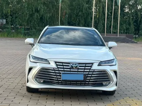 2024 Toyota Avalon 2.0L 152HP L4 E-CVT Hybrid