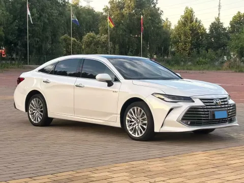 2024 Toyota Avalon 2.0L 152HP L4 E-CVT Hybrid