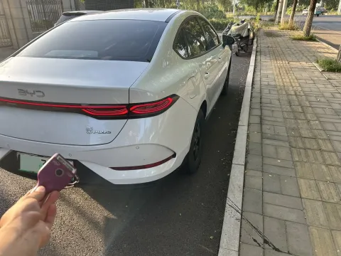 2025 BYD Qin Plus 1.5L 101HP L4 E-CVT PHEV 7.68KWH