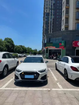 2020 Audi A4L 2.0T 190HP L4 7DCT