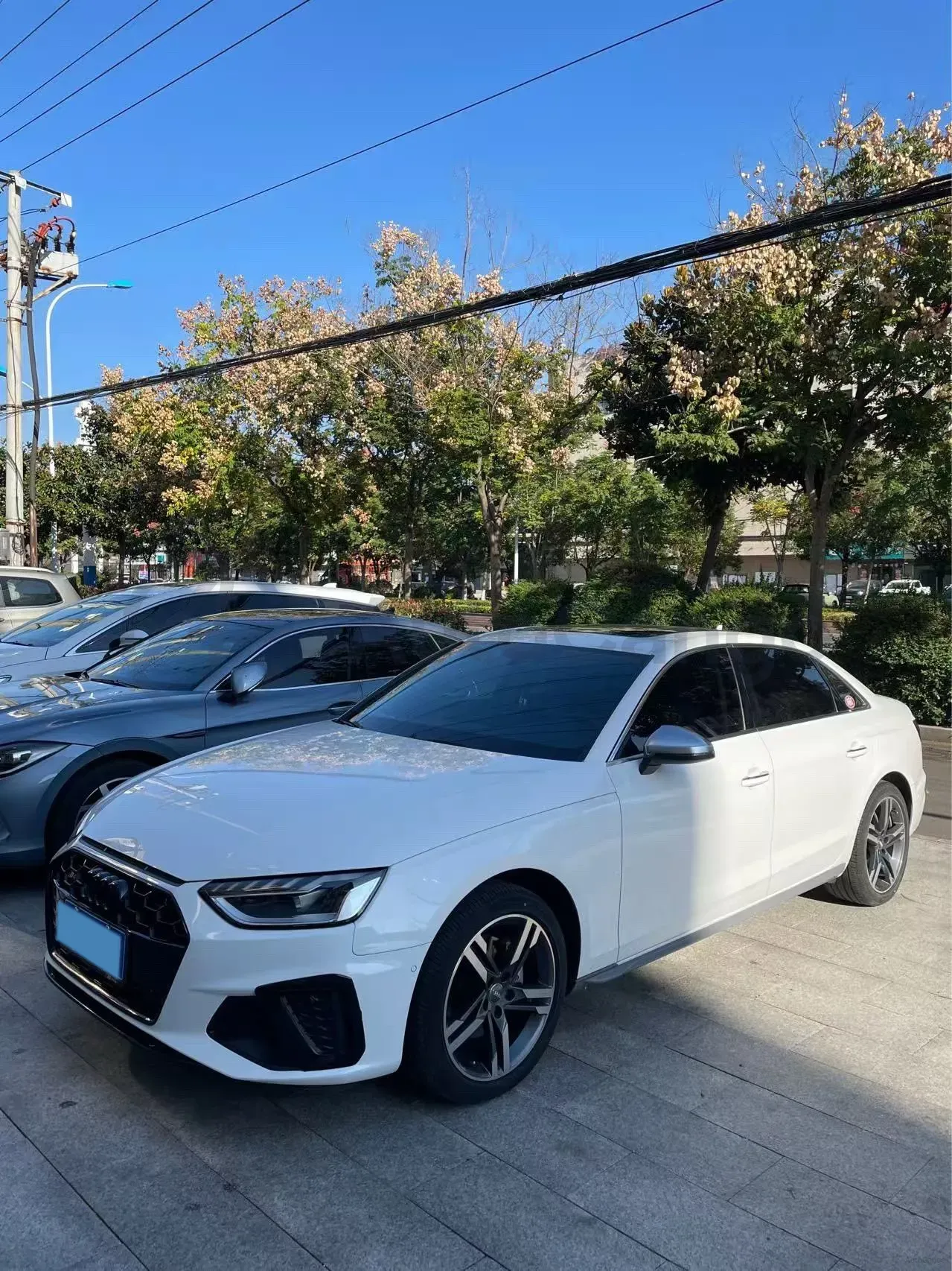 2020 Audi A4L 2.0T 190HP L4 7DCT,autocango,china used car exporter,china ev exporter,chinese used car exporter,chinese used ev exporter