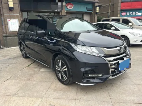 2021 Honda Odyssey 2.0L 146HP L4 E-CVT Hybrid