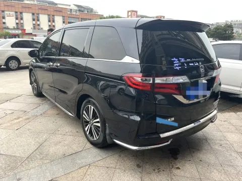 2021 Honda Odyssey 2.0L 146HP L4 E-CVT Hybrid