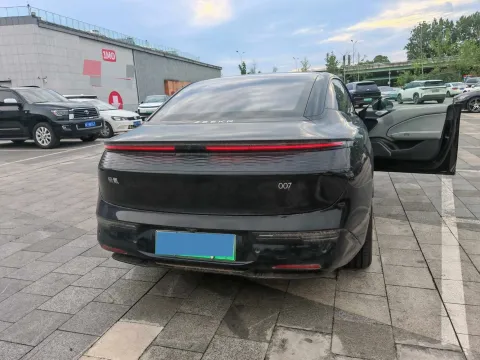 2025 Zeekr 007 BEV 100KWH