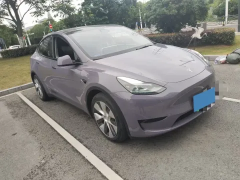 2022 Tesla Model Y BEV 60KWH