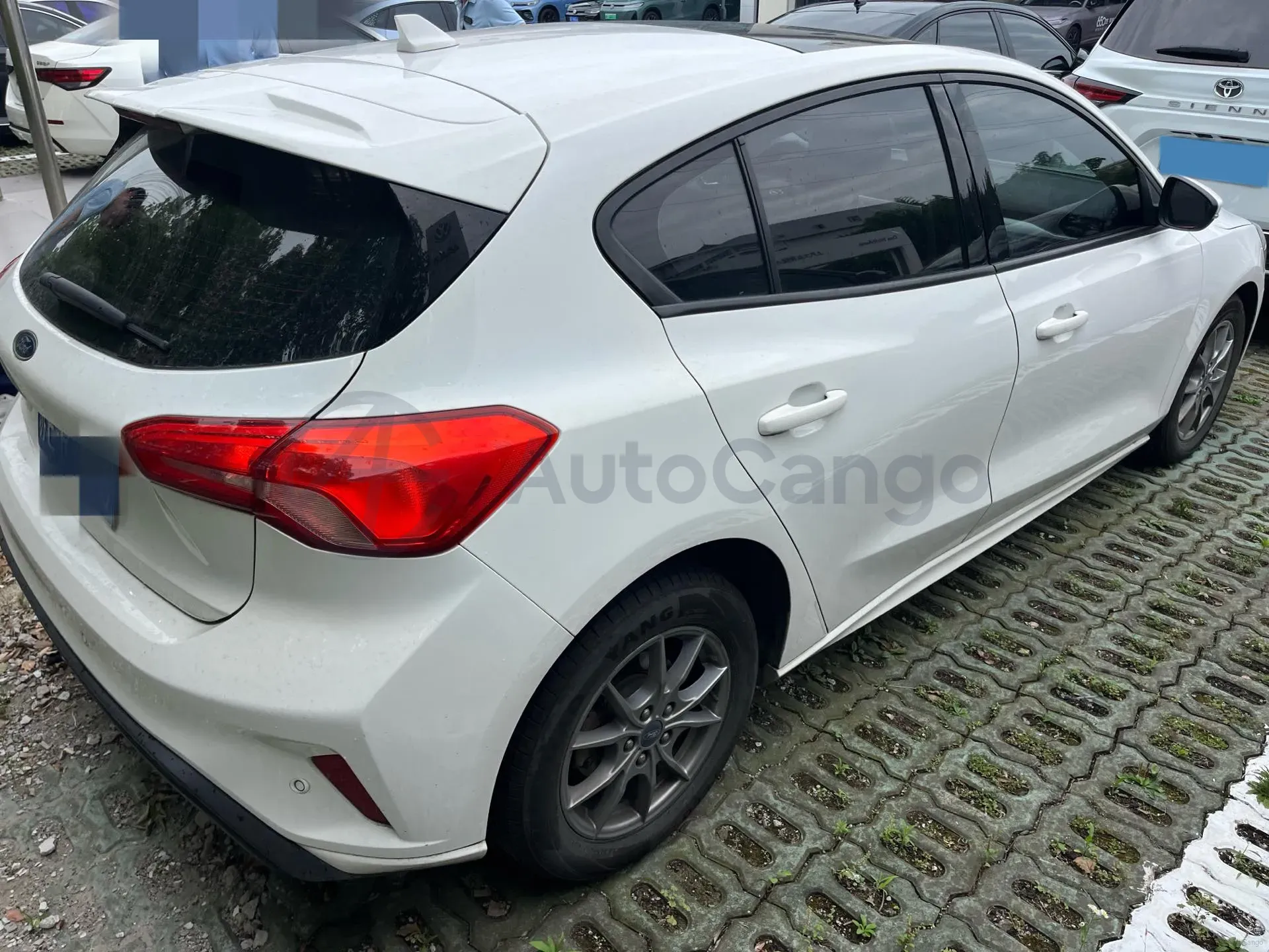 2020 Ford Focus 1.5L 122HP L3 6AT,autocango,china used car exporter,china ev exporter,chinese used car exporter,chinese used ev exporter