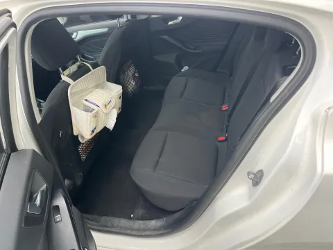 2020 Ford Focus 1.5L 122HP L3 6AT