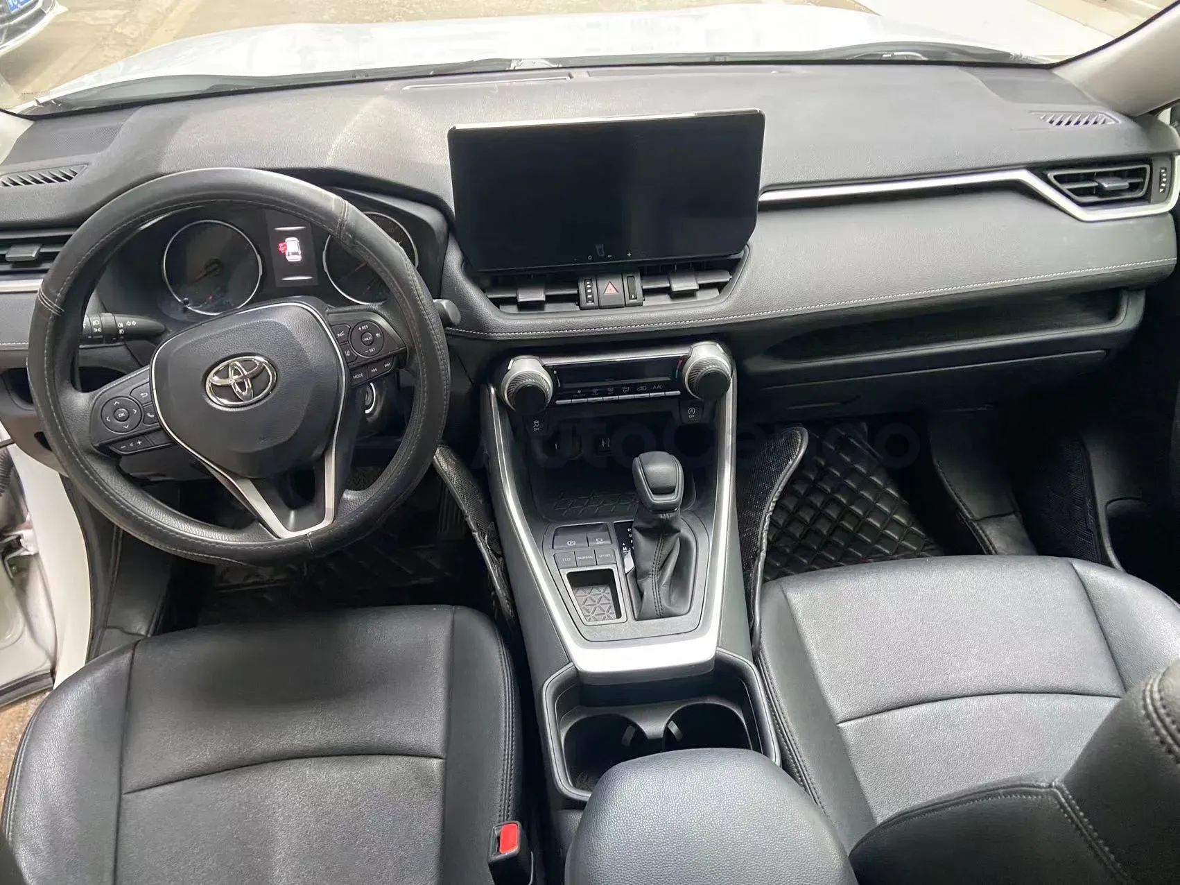 2020 Toyota RAV4 2.0L 171HP L4 CVT,autocango,china used car exporter,china ev exporter,chinese used car exporter,chinese used ev exporter