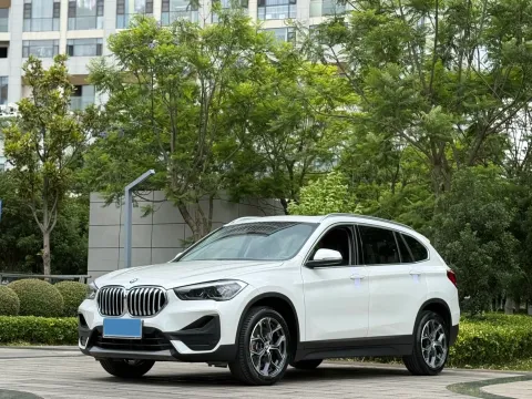 2021 BMW X1,autocango,china used car exporter,china ev exporter,chinese used car exporter,chinese used ev exporter
