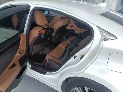 2021 Lexus ES 2.0L 173HP L4 CVT