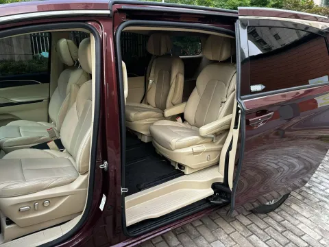 2022 Buick GL8 2.0T 237HP L4 9AT