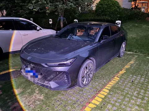 2022 CHANGAN UNI-V,autocango,china used car exporter,china ev exporter,chinese used car exporter,chinese used ev exporter