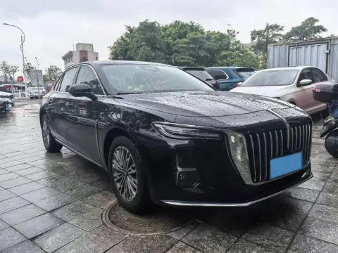 2023 HongQi H5 2.0T 224HP L4 8AT
