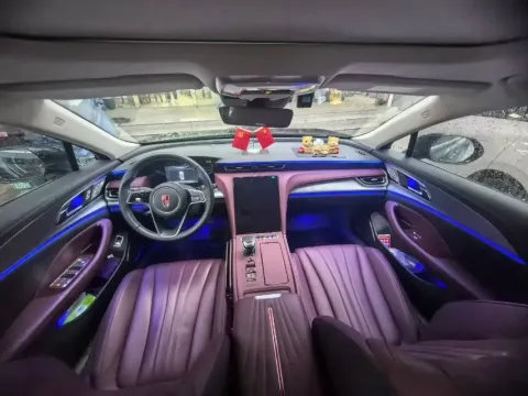 2023 HongQi H5 2.0T 224HP L4 8AT